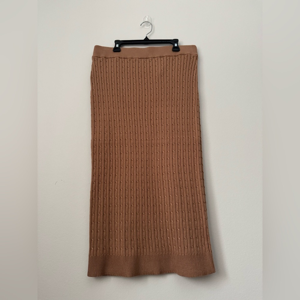 Anne Klein, long brown skirt (new with tag), size M - Picture 2 of 6